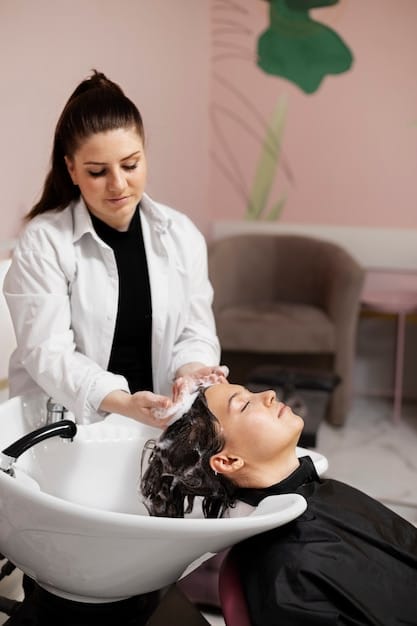 Laminacja włosów w salonie fryzjerskim – zabieg Kosswell Professional